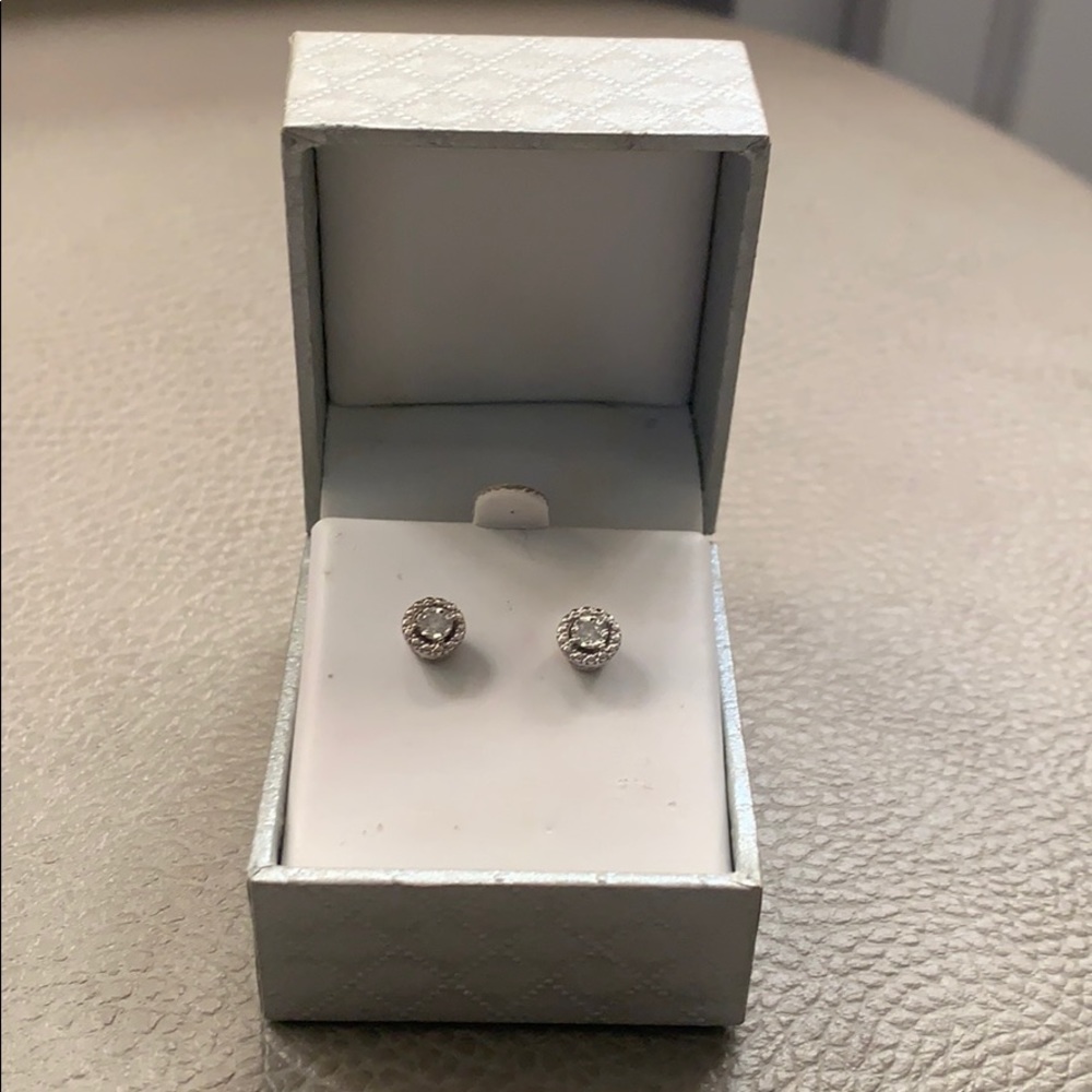 Diamond earrings